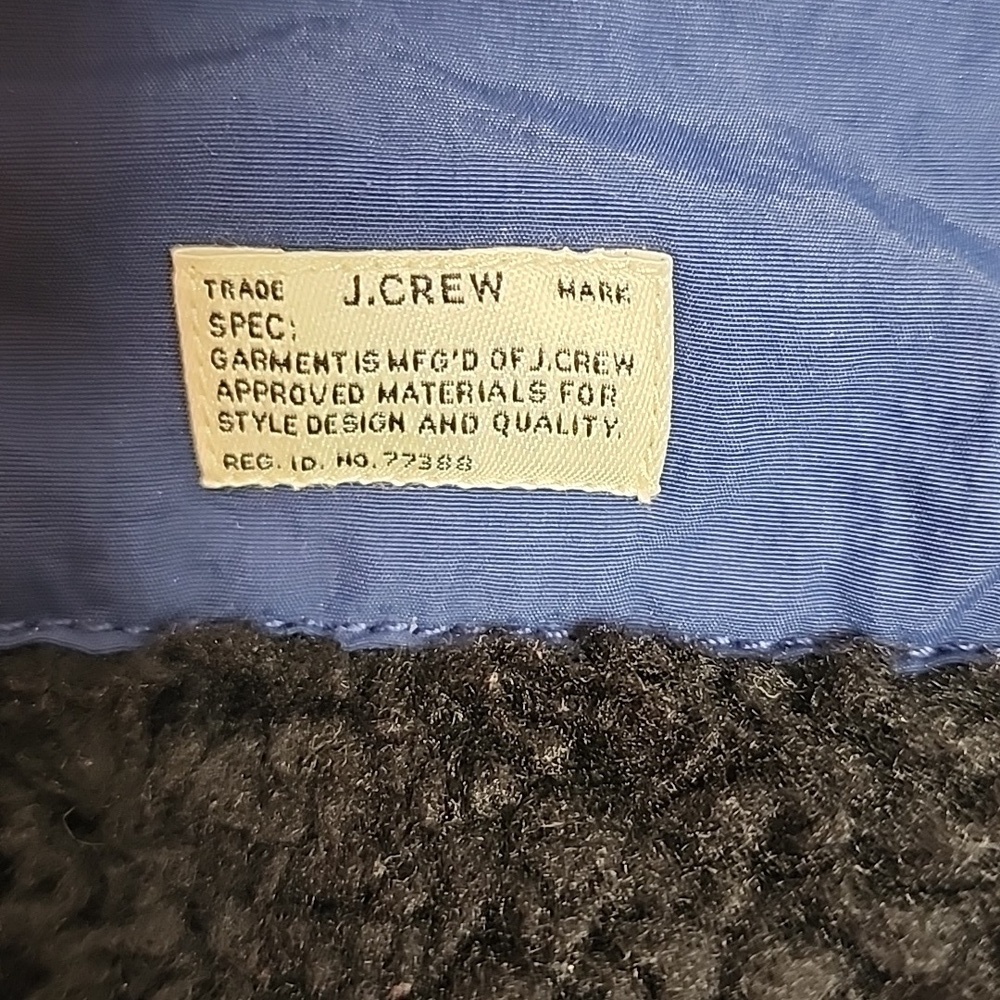 J. Crew Blue & Black Kids Size 7 Warm Comfortabke Winter Vest - Picture 2 of 10